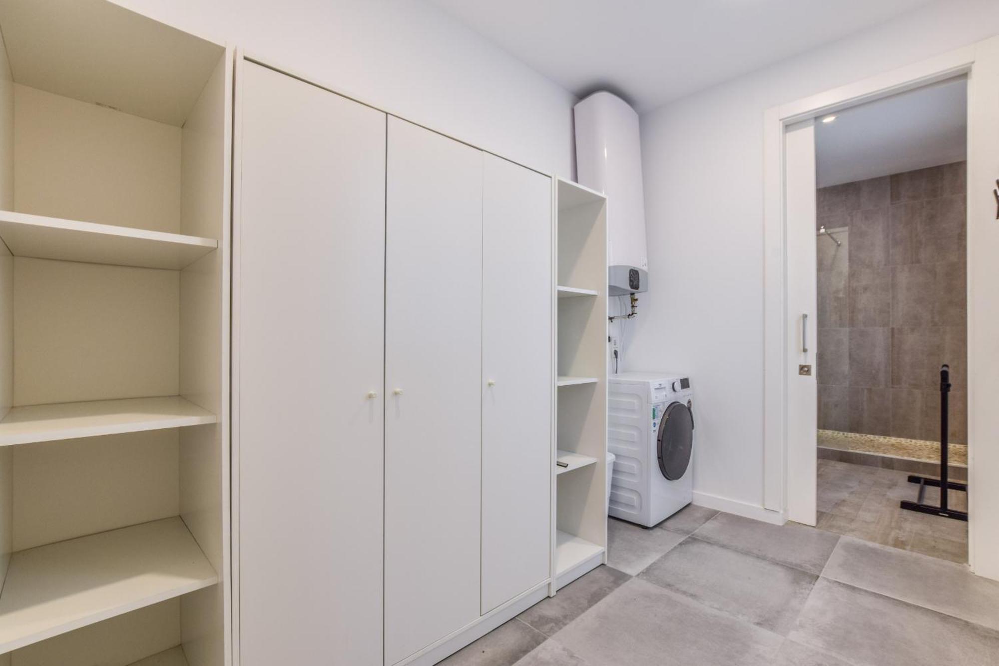 Loft Exclusivo Reformado De Diseno Alquiler Temporal Apartment Madrid Exterior photo