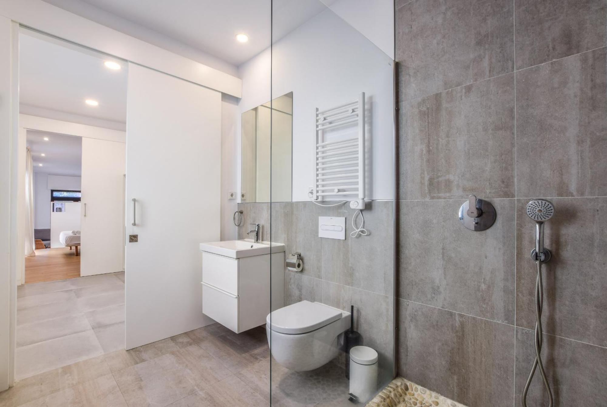 Loft Exclusivo Reformado De Diseno Alquiler Temporal Apartment Madrid Exterior photo