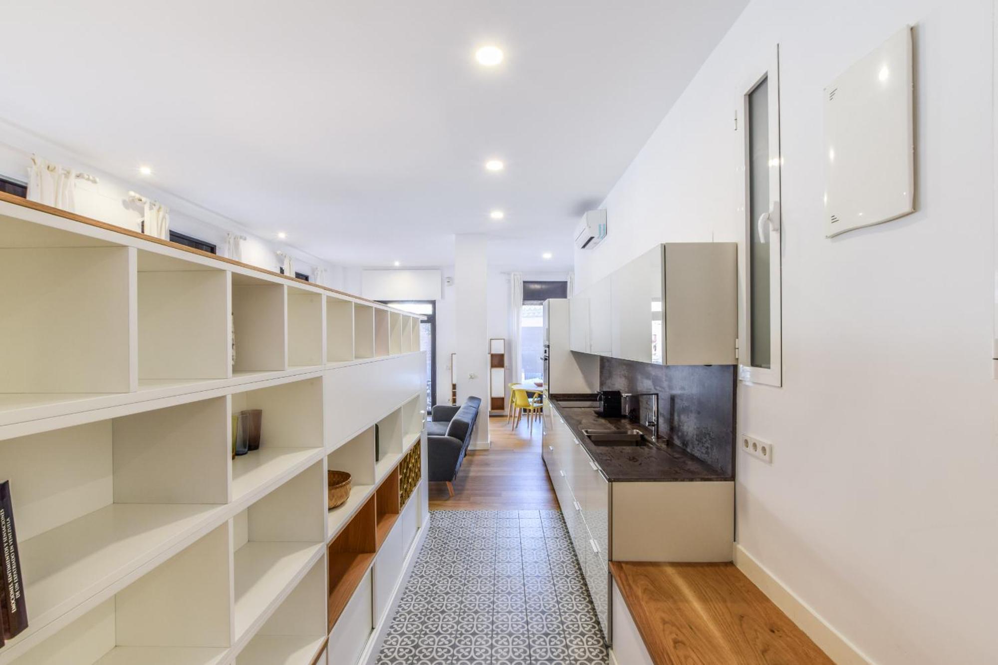 Loft Exclusivo Reformado De Diseno Alquiler Temporal Apartment Madrid Exterior photo